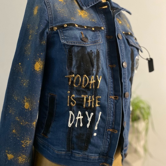 Frida Kahlo Jacket - Picture 3 of 7